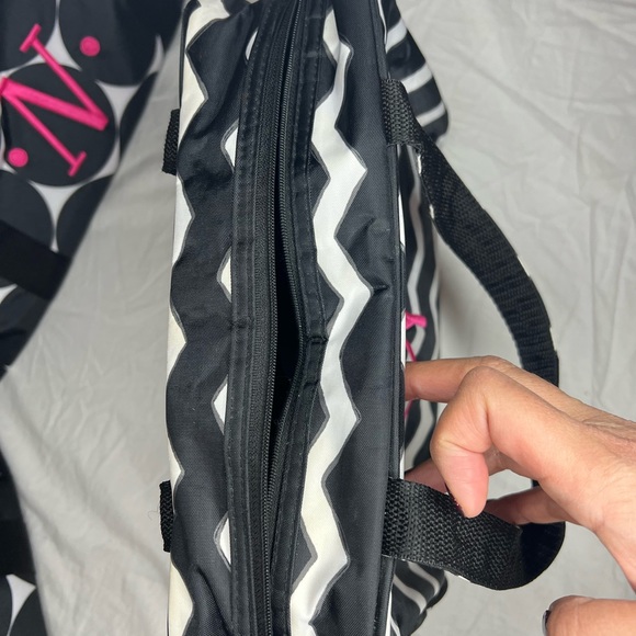 Thirty One - Lot Of 6 - 2 medium utility totes + 2 tops & 1 zipper & 1 cosmetic - Picture 10 of 12